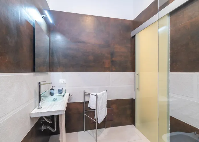 Secret Garden House - Happy