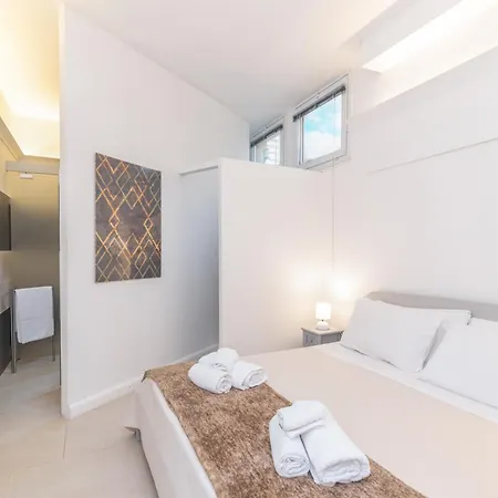 Secret Garden House - Happy *